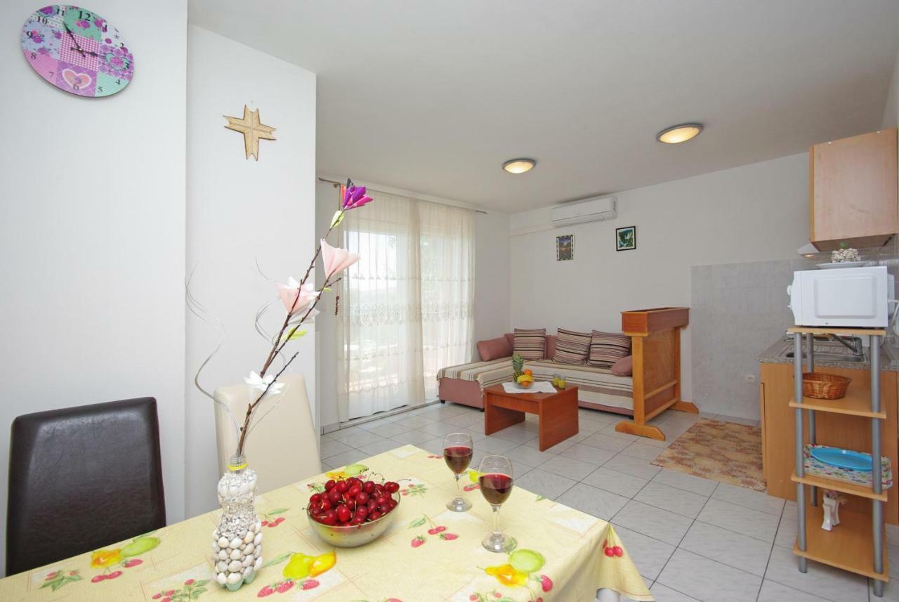 Apartments Cappuccino Podstrana Bagian luar foto